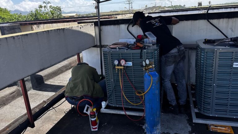 Rooftop condensing units with gauges and nitrogen connected
